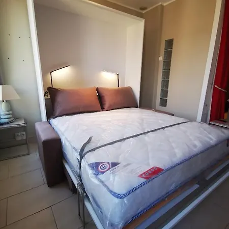 Proche Du Port * Nice